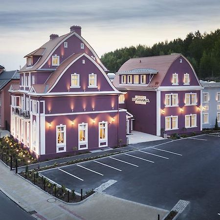 Hotel Dvorana Karlovy Vary Exteriér fotografie